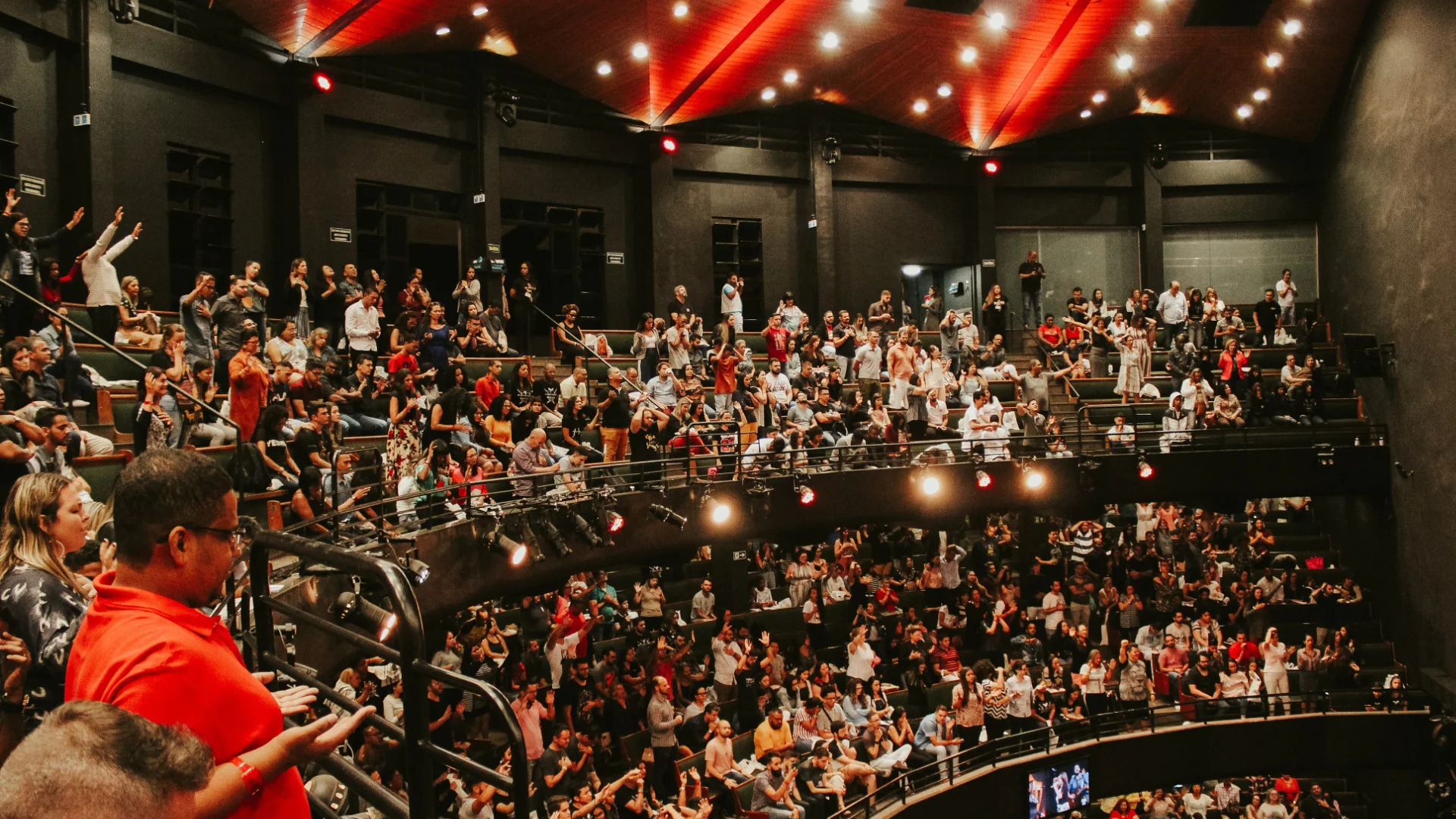 Показ мероприятия